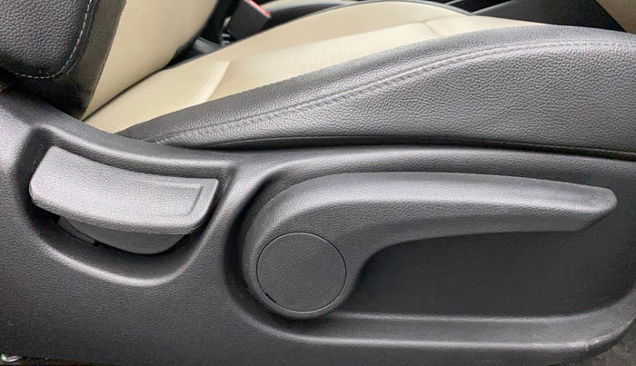 2021 Hyundai Verna SX (O) 1.5 VTVT IVT, Petrol, Automatic, 23,796 km, Driver Side Adjustment Panel