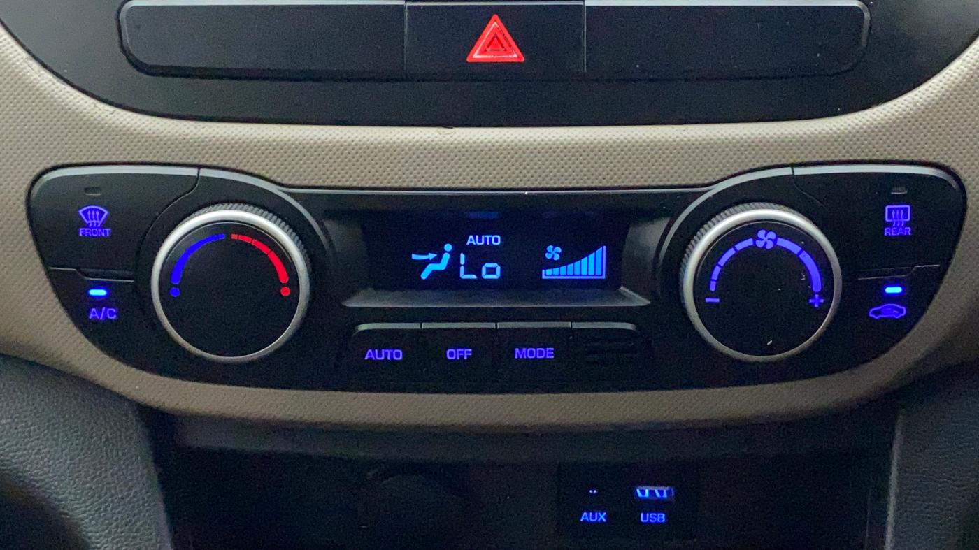 2017 Hyundai Grand i10 ASTA 1.2 KAPPA VTVT, Petrol, Manual, 61,780 km, Automatic Climate Control