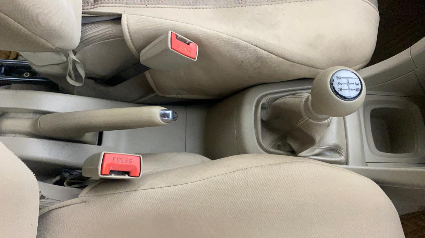 2013 Maruti Ertiga ZDI, Diesel, Manual, 60,730 km, Gear Lever