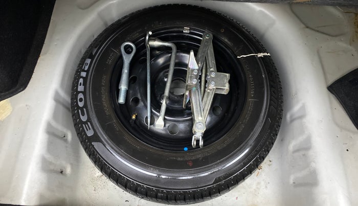 2018 Maruti Dzire VXI AMT, Petrol, Automatic, 60,253 km, Spare Tyre