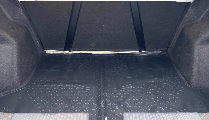 2018 Maruti Dzire VXI AMT, Petrol, Automatic, 60,253 km, Boot Inside