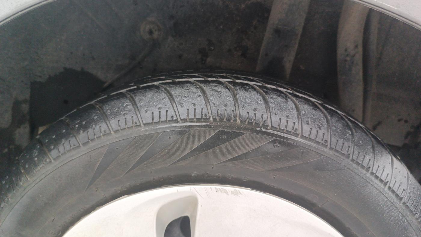 2019 Maruti Celerio VXI, Petrol, Manual, 22,711 km, Left Rear Tyre Tread