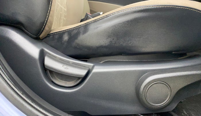 2015 Hyundai Xcent SX 1.2, Petrol, Manual, 48,203 km, Driver Side Adjustment Panel