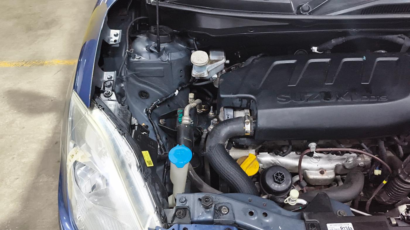 2017 Maruti Dzire VDI AMT, Diesel, Automatic, 82,938 km, Engine View - Right