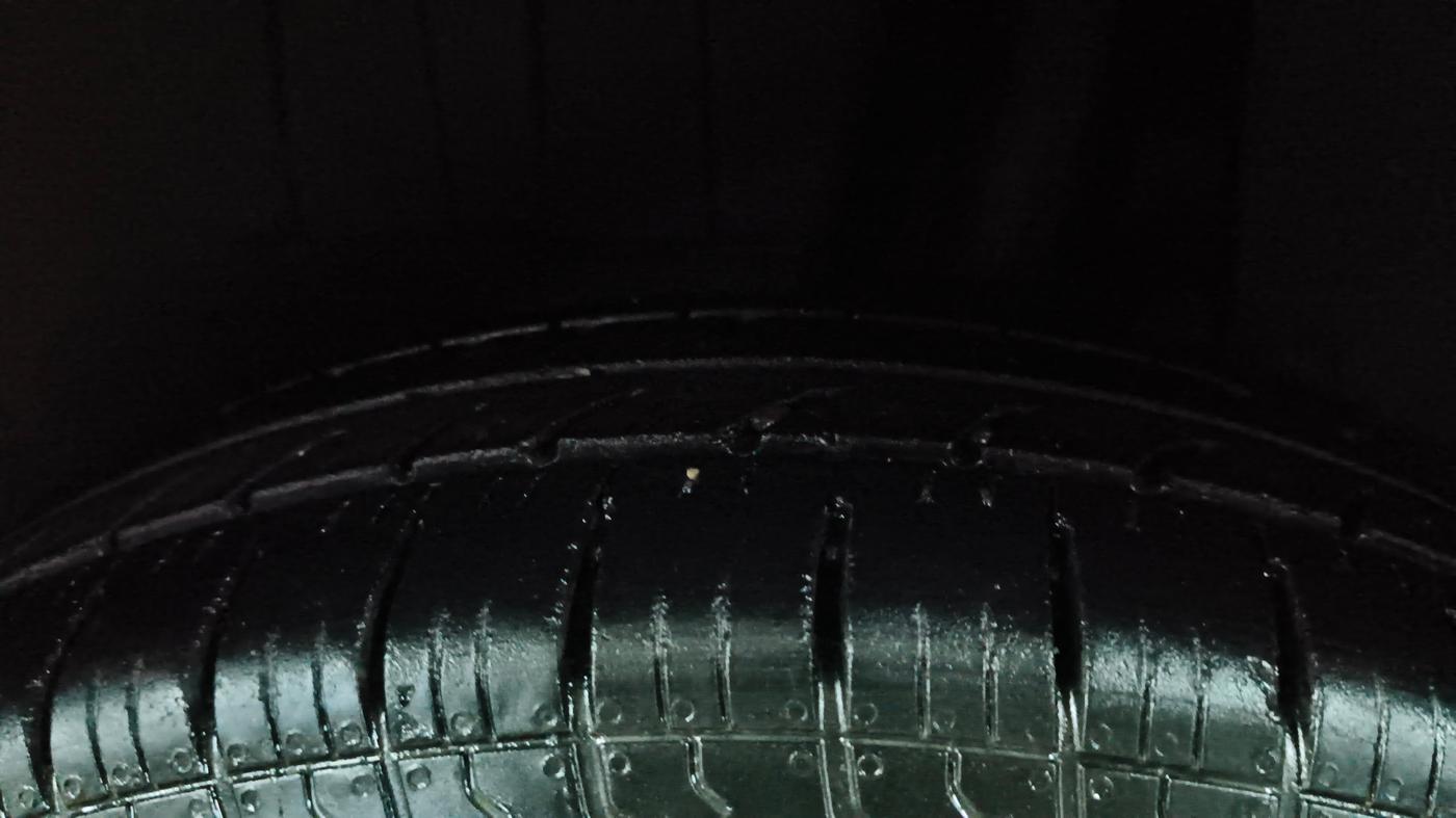 2017 Maruti Dzire VDI AMT, Diesel, Automatic, 82,938 km, Left Rear Tyre Tread