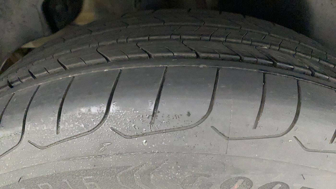 2019 KIA SELTOS HTK PLUS 1.5, Petrol, Manual, 37,125 km, Right Rear Tyre Tread