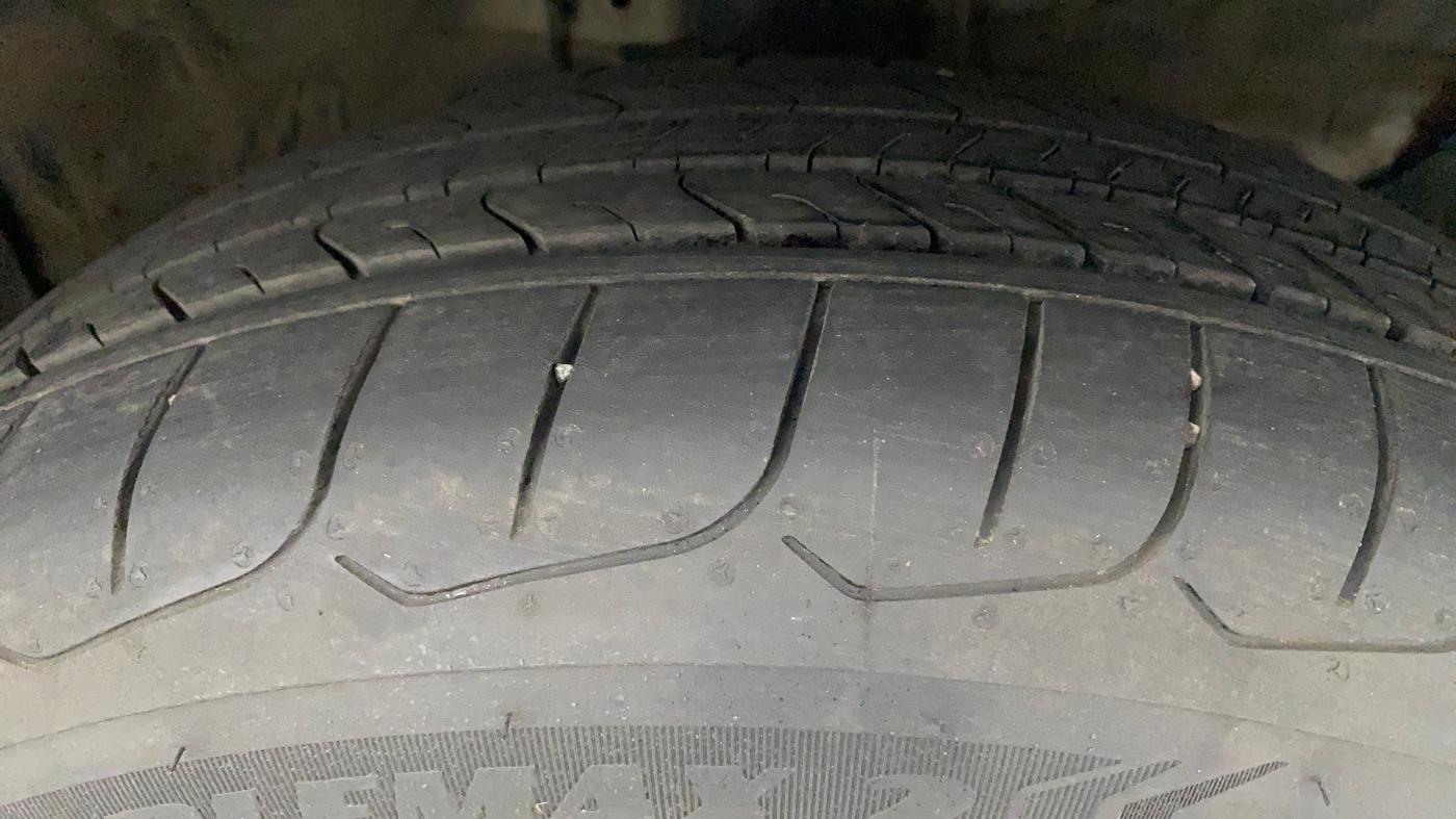 2019 KIA SELTOS HTK PLUS 1.5, Petrol, Manual, 37,125 km, Right Front Tyre Tread