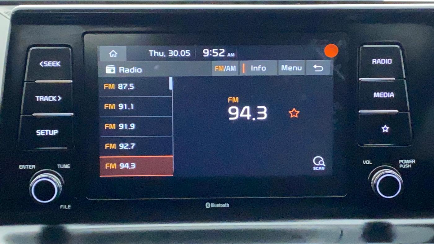2019 KIA SELTOS HTK PLUS 1.5, Petrol, Manual, 37,125 km, Infotainment System