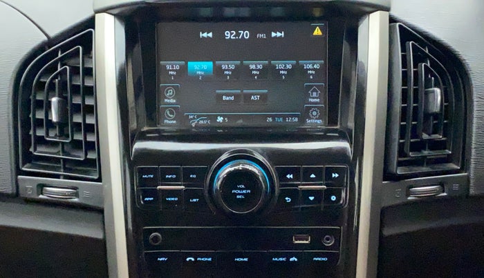 2018 Mahindra XUV500 W9, Diesel, Manual, 66,262 km, Infotainment System