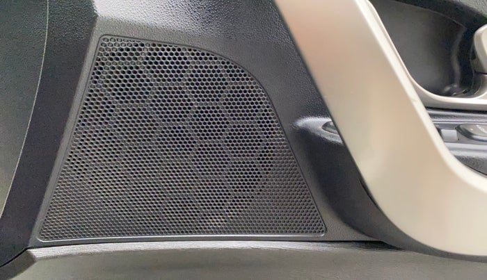 2018 Mahindra XUV500 W9, Diesel, Manual, 66,262 km, Speaker