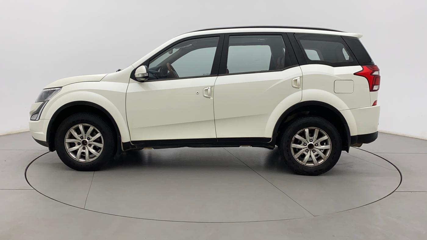 2018 Mahindra XUV500 W9, Diesel, Manual, 66,262 km, Left Side