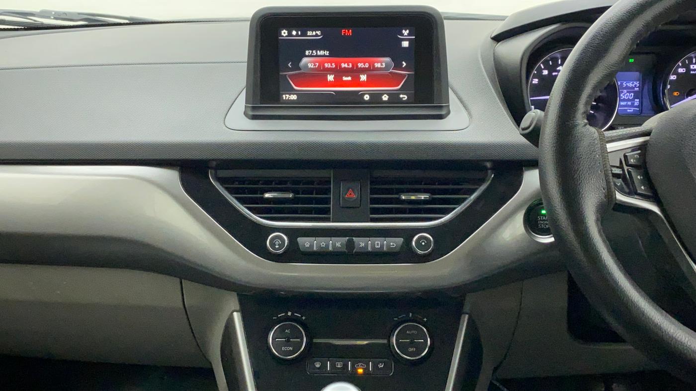 2017 Tata NEXON XZ PLUS PETROL, Petrol, Manual, 54,625 km, Air Conditioner