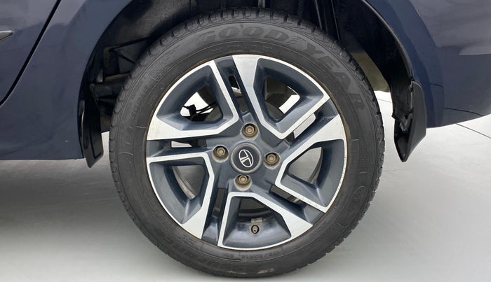 2018 Tata TIGOR Revotron XZA 1.2, Petrol, Automatic, 18,353 km, Left Rear Wheel