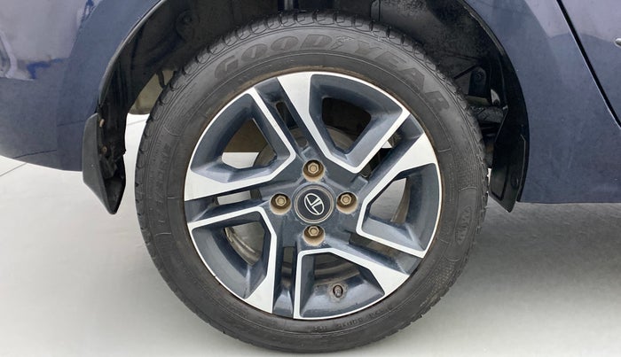 2018 Tata TIGOR Revotron XZA 1.2, Petrol, Automatic, 18,353 km, Right Rear Wheel