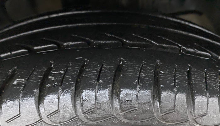 2018 Tata TIGOR Revotron XZA 1.2, Petrol, Automatic, 18,353 km, Right Front Tyre Tread