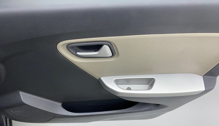2019 Maruti Alto K10 VXI P, Petrol, Manual, 6,054 km, Driver Side Door Panels Control