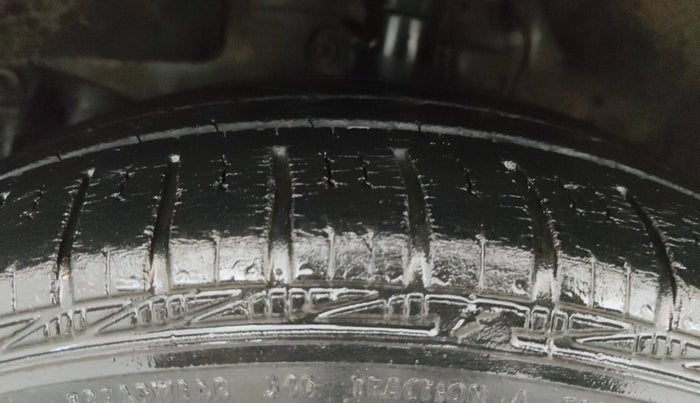 2017 Honda Amaze 1.2L I-VTEC SX, Petrol, Manual, 51,785 km, Left Front Tyre Tread