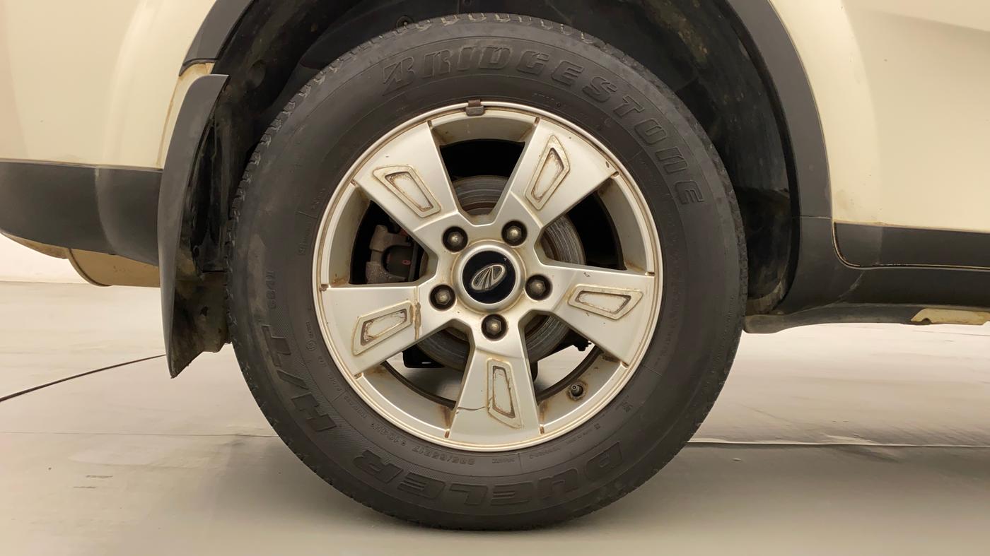 2012 Mahindra XUV500 W8, Diesel, Manual, 54,950 km, Right Rear Wheel