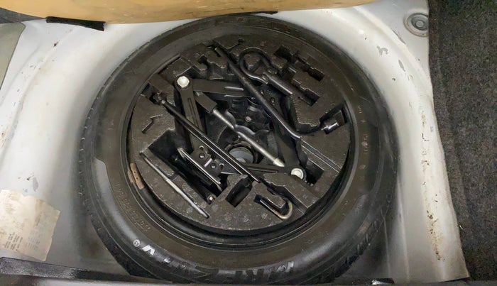 2018 Volkswagen Polo COMFORTLINE 1.0L MPI, Petrol, Manual, 51,642 km, Spare Tyre