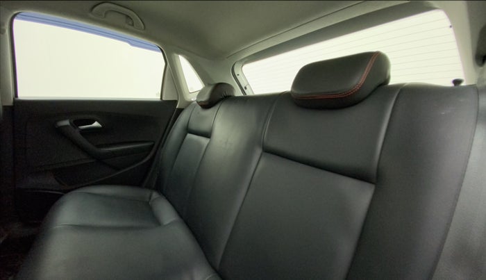 2018 Volkswagen Polo COMFORTLINE 1.0L MPI, Petrol, Manual, 51,642 km, Right Side Rear Door Cabin