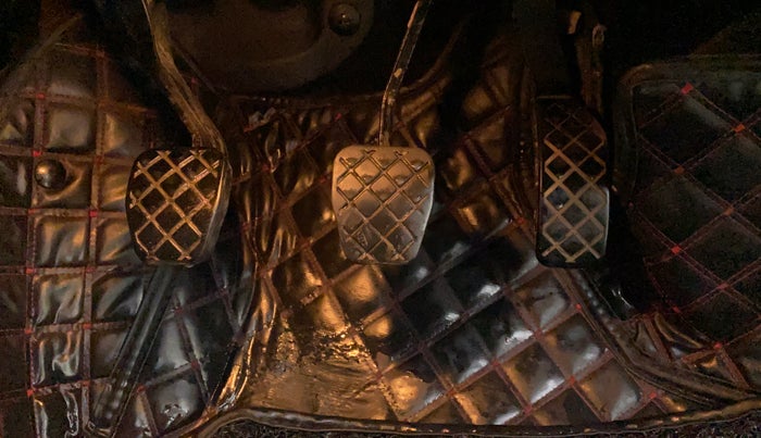 2018 Volkswagen Polo COMFORTLINE 1.0L MPI, Petrol, Manual, 51,642 km, Pedals