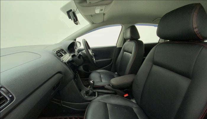 2018 Volkswagen Polo COMFORTLINE 1.0L MPI, Petrol, Manual, 51,642 km, Right Side Front Door Cabin