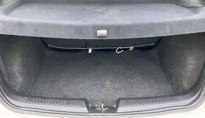 2018 Volkswagen Polo COMFORTLINE 1.0L MPI, Petrol, Manual, 51,642 km, Boot Inside