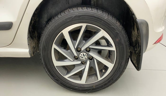 2018 Volkswagen Polo COMFORTLINE 1.0L MPI, Petrol, Manual, 51,642 km, Left Rear Wheel