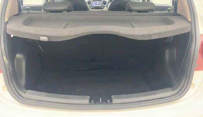 2019 Hyundai Grand i10 ASTA 1.2 KAPPA VTVT, Petrol, Manual, 98,737 km, Boot Inside