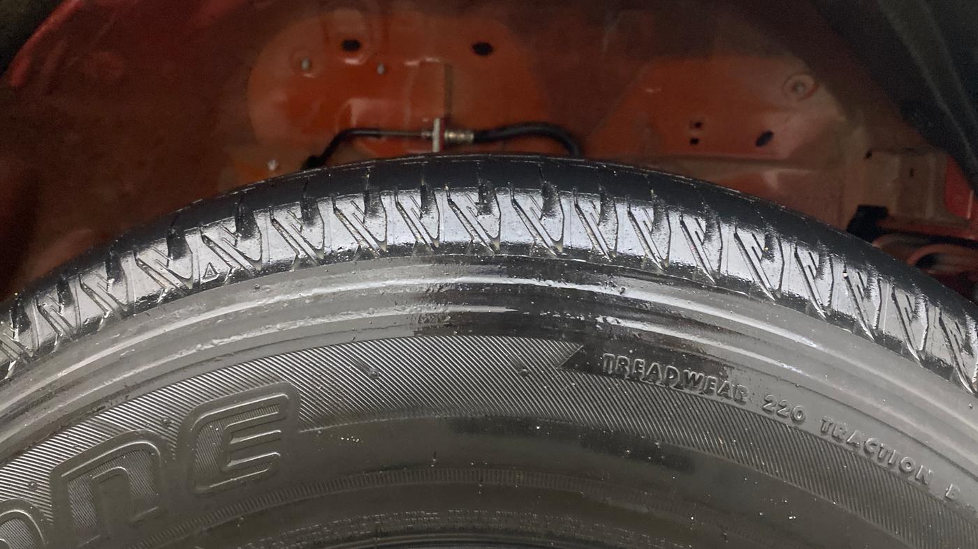 2023 Maruti JIMNY ALPHA ALL GRIP PRO MT, Petrol, Manual, 26,680 km, Right Front Tyre Tread
