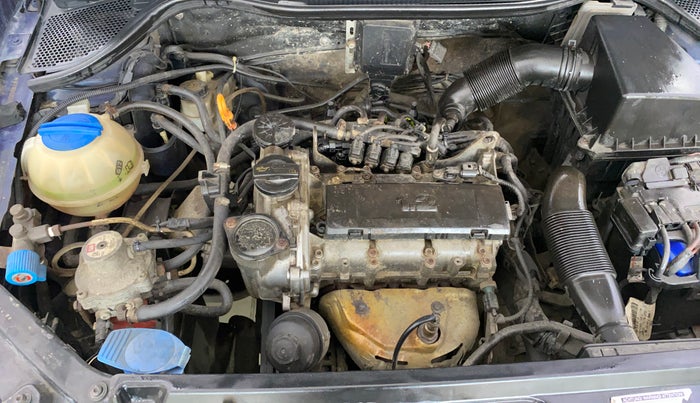 2013 Volkswagen Polo COMFORTLINE 1.2L PETROL, CNG, Manual, 74,931 km, Engine View - Right