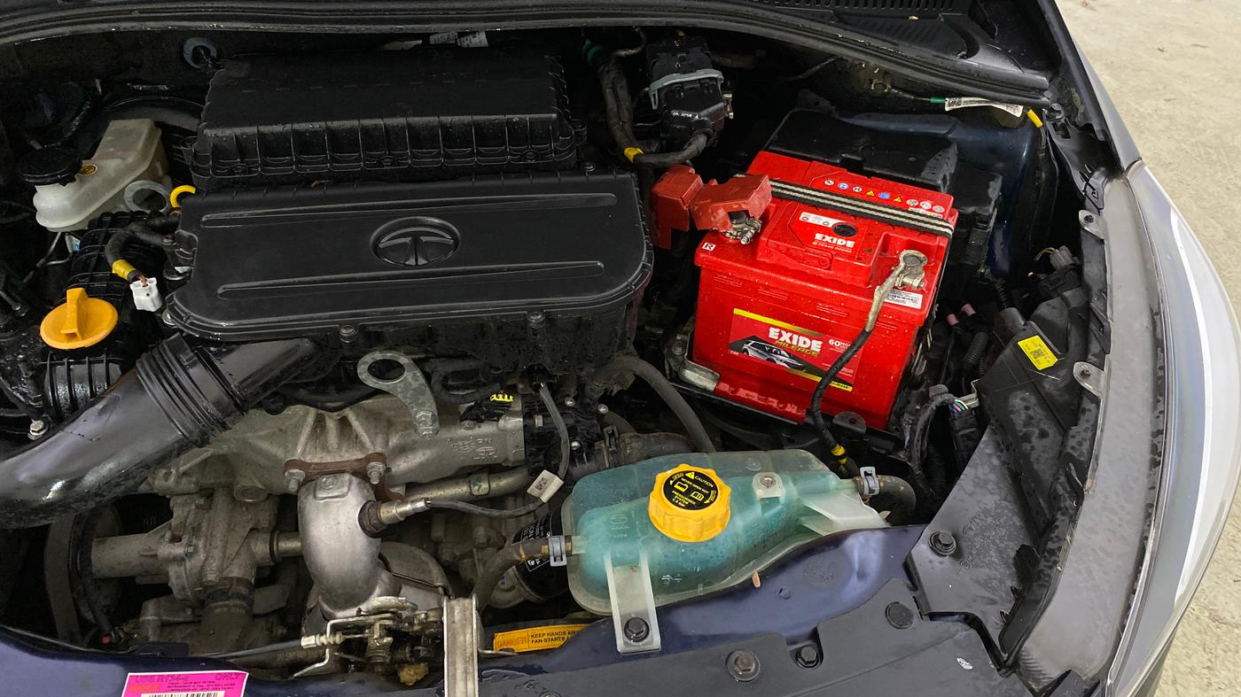 2023 Tata Tiago XZ PLUS CNG, CNG, Manual, 11,972 km, Engine View - Left