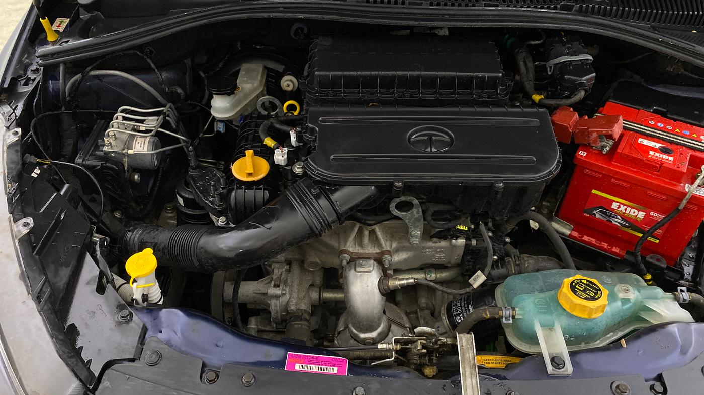 2023 Tata Tiago XZ PLUS CNG, CNG, Manual, 11,972 km, Engine View - Right