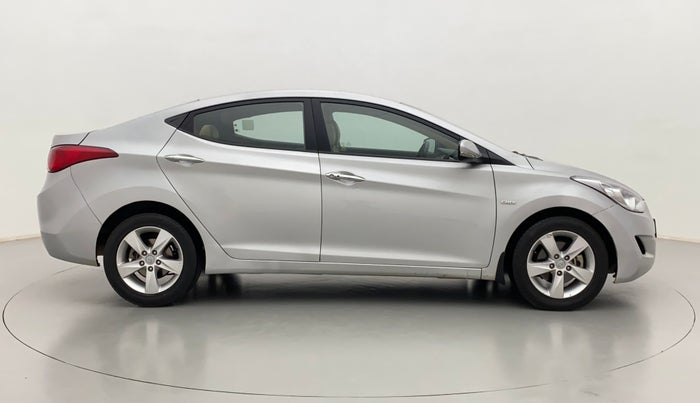 2014 Hyundai New Elantra 1.6 SX MT, Diesel, Manual, 81,321 km, Right Side View