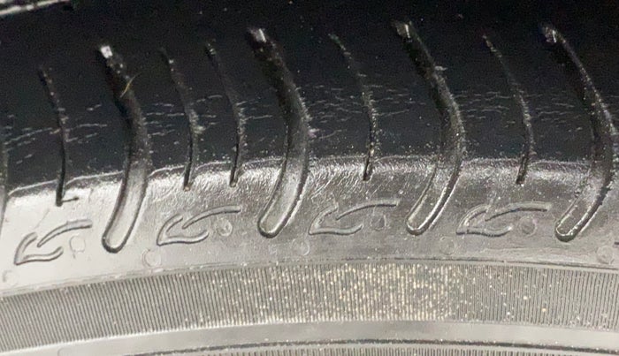 2016 Honda City 1.5L I-VTEC V MT, Petrol, Manual, 80,245 km, Right Rear Tyre Tread