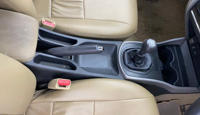 2016 Honda City 1.5L I-VTEC V MT, Petrol, Manual, 80,245 km, Gear Lever