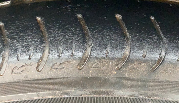 2016 Honda City 1.5L I-VTEC V MT, Petrol, Manual, 80,245 km, Left Front Tyre Tread