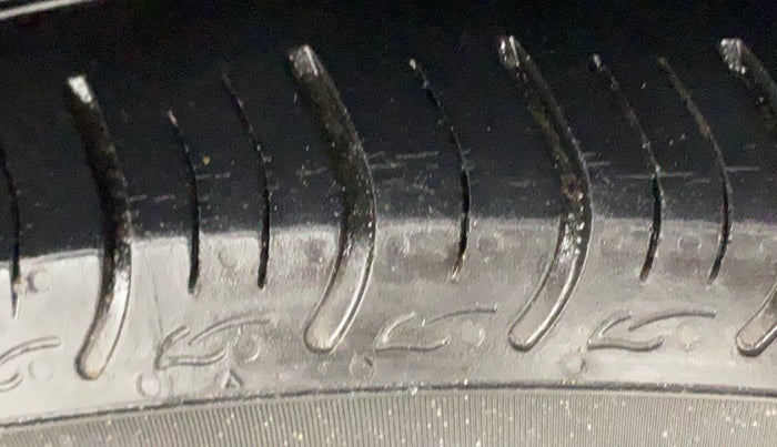 2016 Honda City 1.5L I-VTEC V MT, Petrol, Manual, 80,245 km, Left Rear Tyre Tread