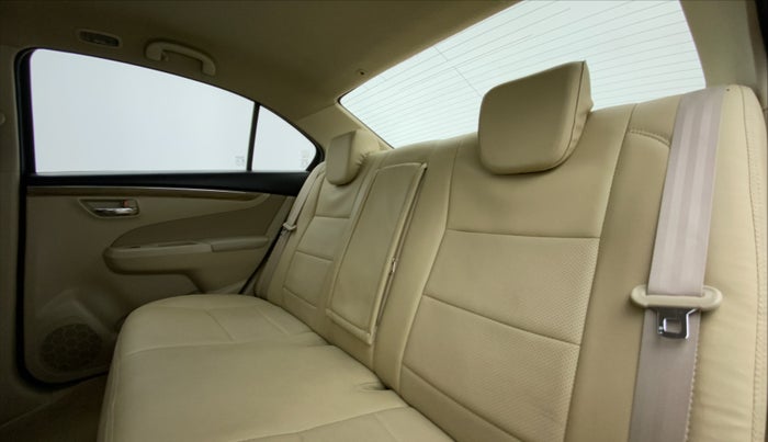 2019 Maruti Ciaz ZETA DIESEL 1.5, Diesel, Manual, 44,158 km, Right Side Rear Door Cabin