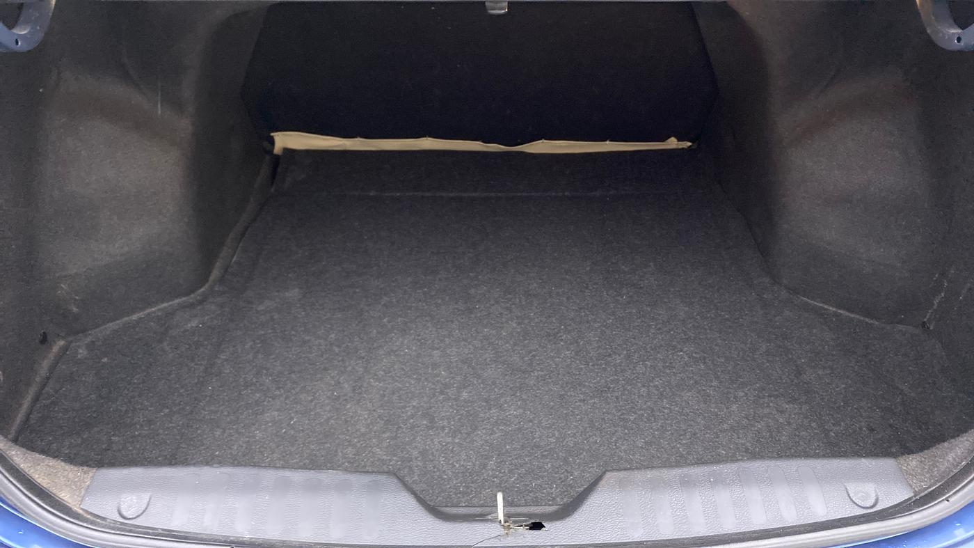 2019 Maruti Ciaz ZETA DIESEL 1.5, Diesel, Manual, 44,158 km, Boot Inside