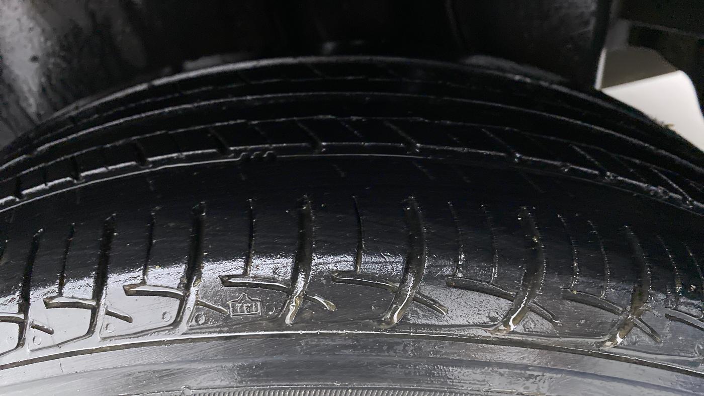 2019 Maruti Ciaz ZETA DIESEL 1.5, Diesel, Manual, 44,158 km, Left Rear Tyre Tread