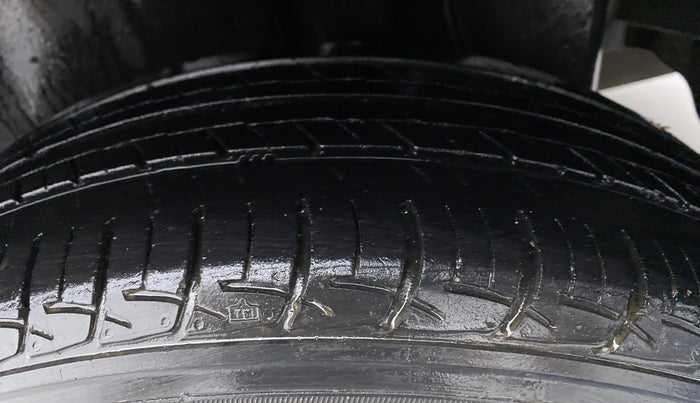 2019 Maruti Ciaz ZETA DIESEL 1.5, Diesel, Manual, 44,158 km, Left Rear Tyre Tread