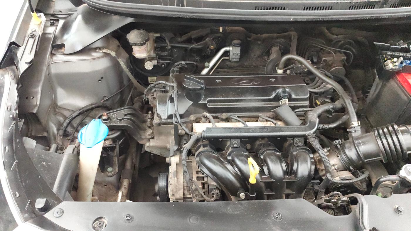 2015 Hyundai Elite i20 ASTA 1.2, Petrol, Manual, 31,991 km, Engine View - Right