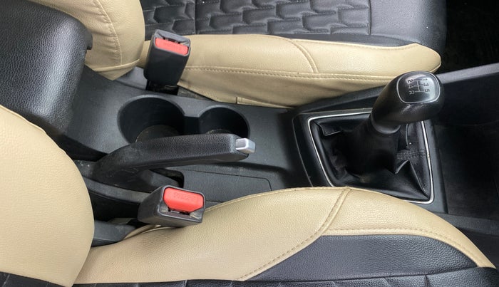 2019 Hyundai Elite i20 SPORTZ PLUS 1.2, Petrol, Manual, 60,569 km, Gear Lever