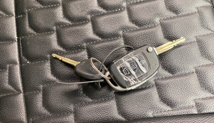 2019 Hyundai Elite i20 SPORTZ PLUS 1.2, Petrol, Manual, 60,569 km, Key Close Up