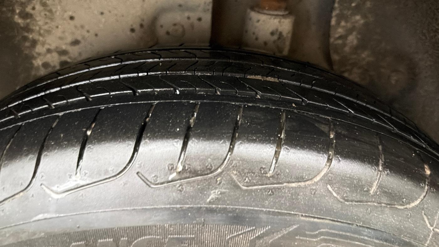 2015 Hyundai Creta SX PLUS 1.6 PETROL, Petrol, Manual, 66,754 km, Left Rear Tyre Tread