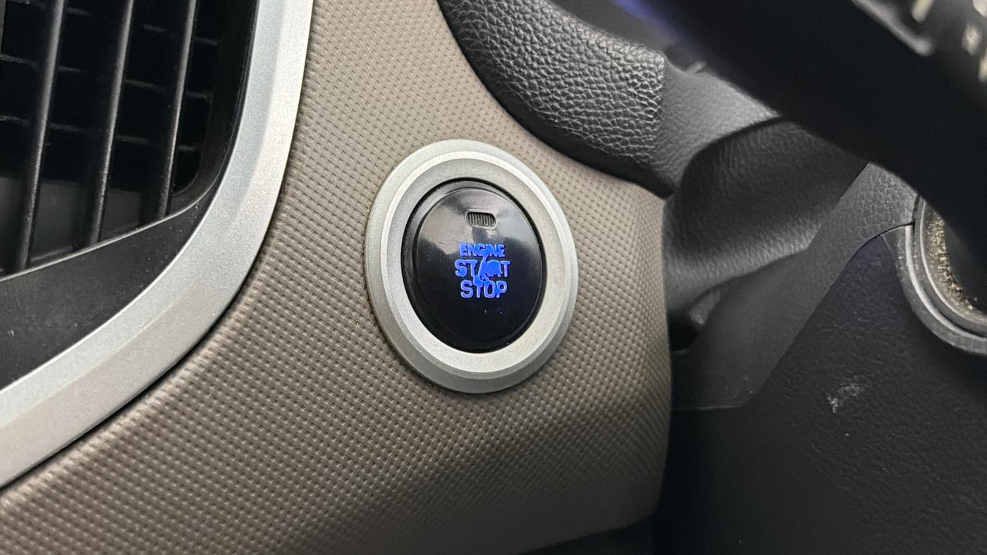 2015 Hyundai Creta SX PLUS 1.6 PETROL, Petrol, Manual, 66,754 km, Keyless Start/ Stop Button