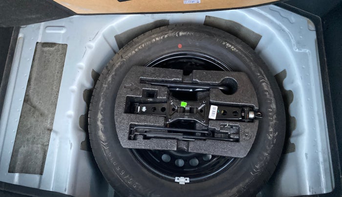 2022 Skoda KUSHAQ ACTIVE 1.0L TSI MT, Petrol, Manual, 84,819 km, Spare Tyre