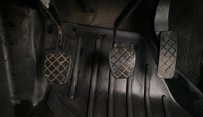 2022 Skoda KUSHAQ ACTIVE 1.0L TSI MT, Petrol, Manual, 84,819 km, Pedals