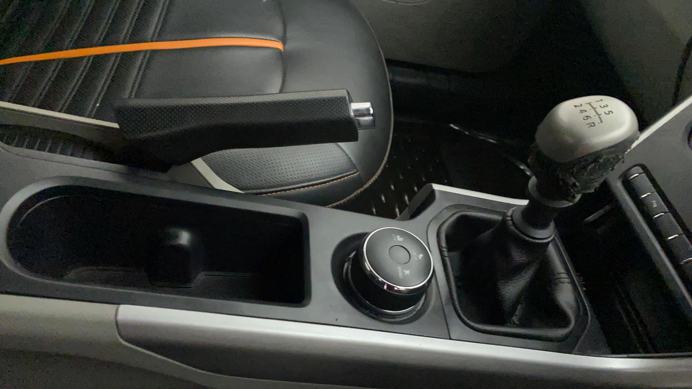 2018 Tata NEXON XM DIESEL, Diesel, Manual, 81,108 km, Gear Lever